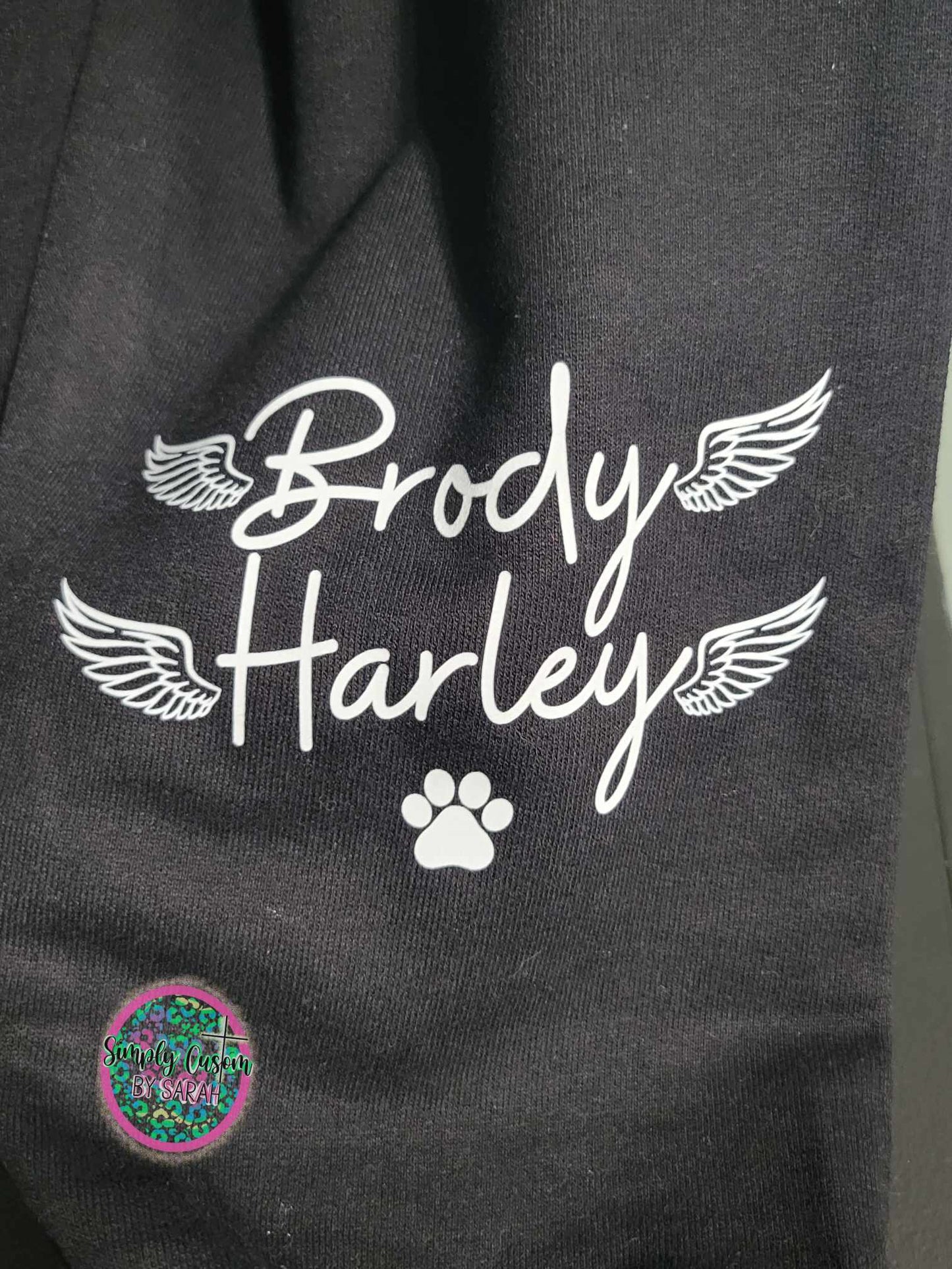 CUSTOM Dog Mom with Names on the Sleeves *NEW!*